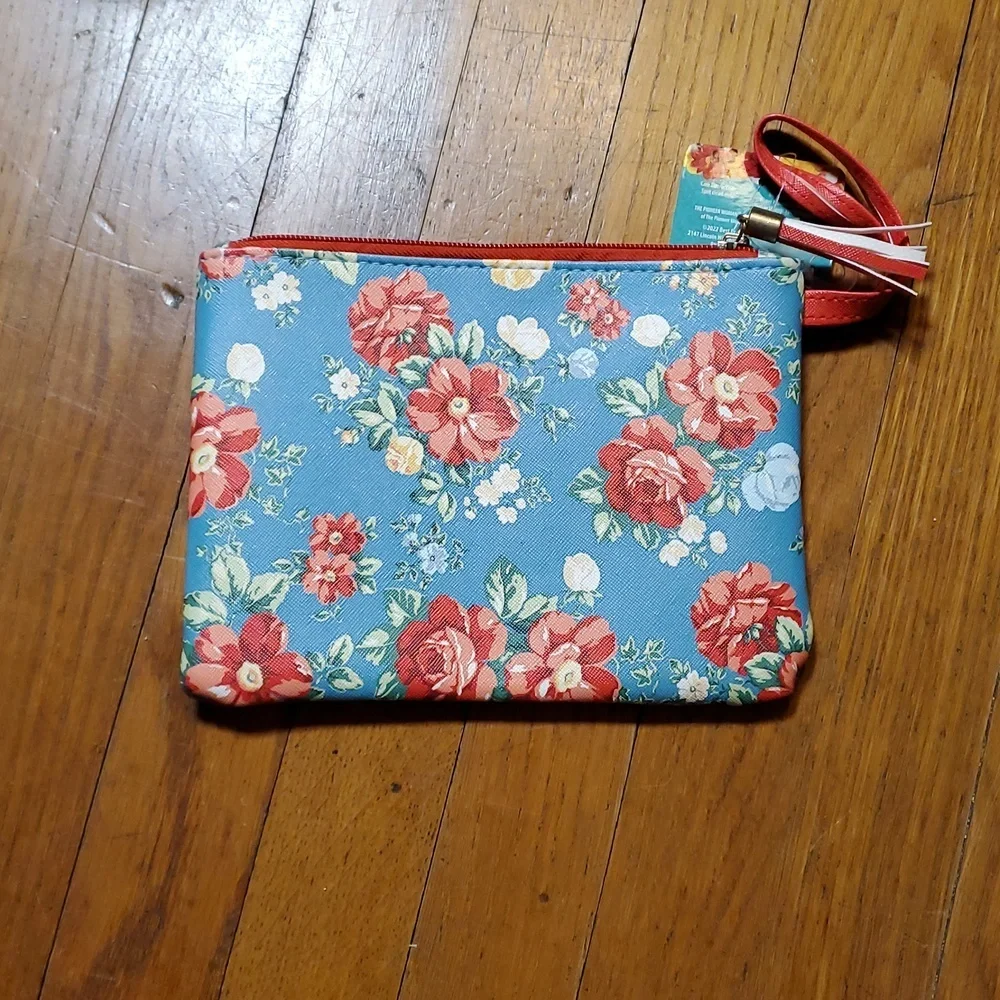 The Pioneer Woman Vintage Floral Cosmetic Bag